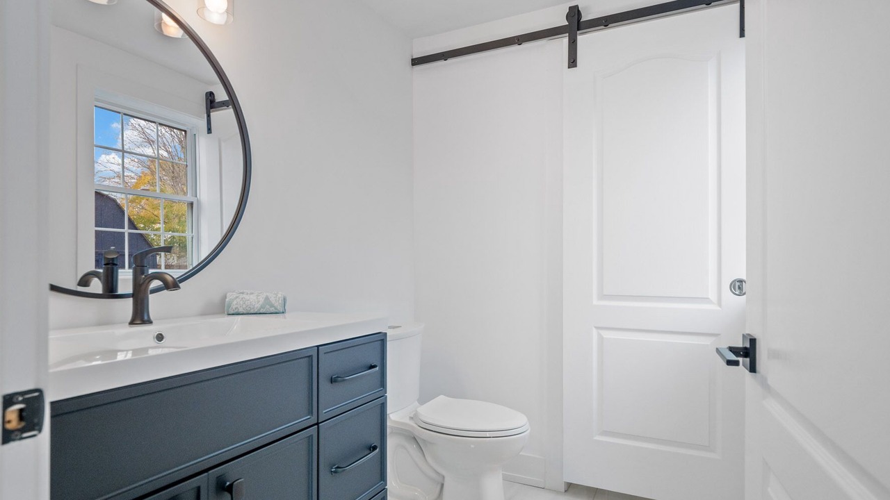 Photo of Bathroom in Fort Erie