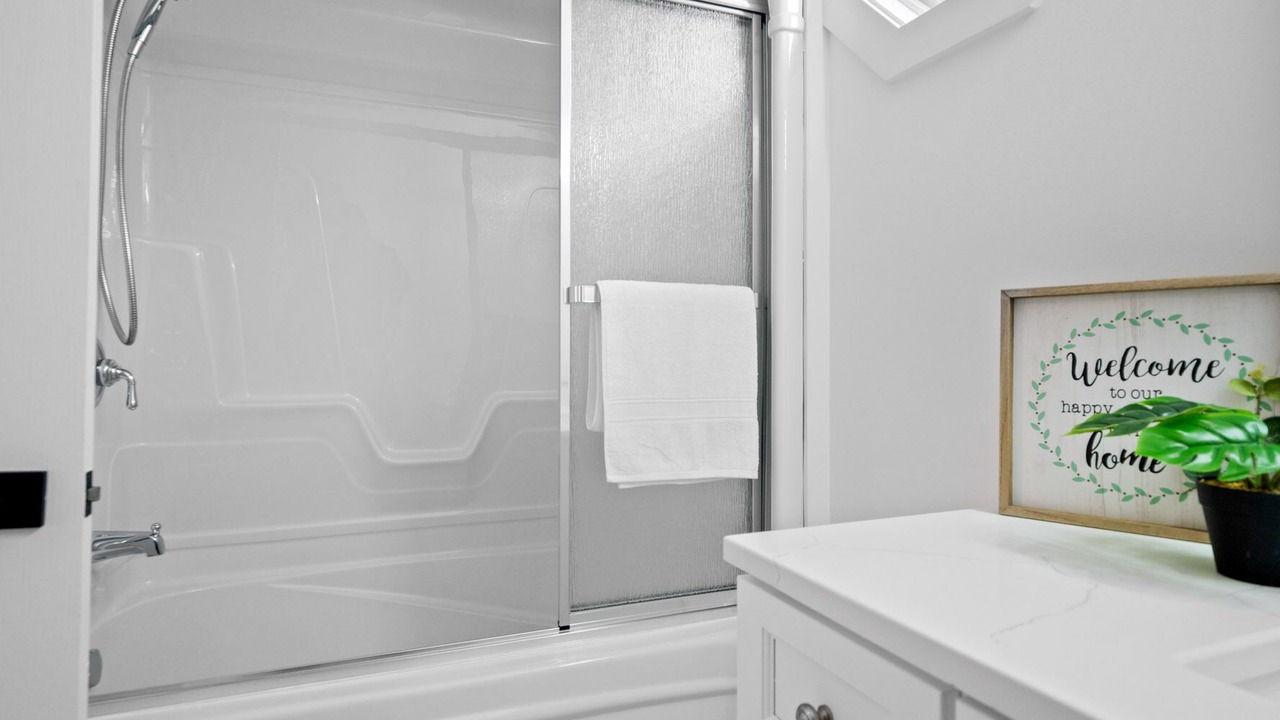 Photo of Bathroom in Fort Erie
