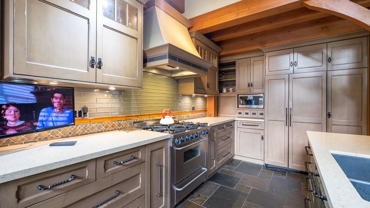Photo of Kitchen in Cultus Lake