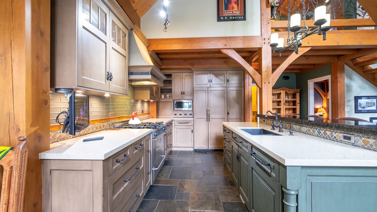 Photo of Kitchen in Cultus Lake