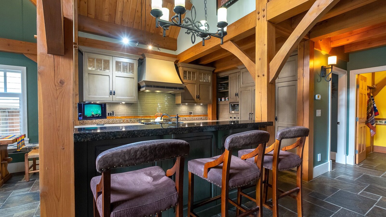 Photo of Kitchen in Cultus Lake