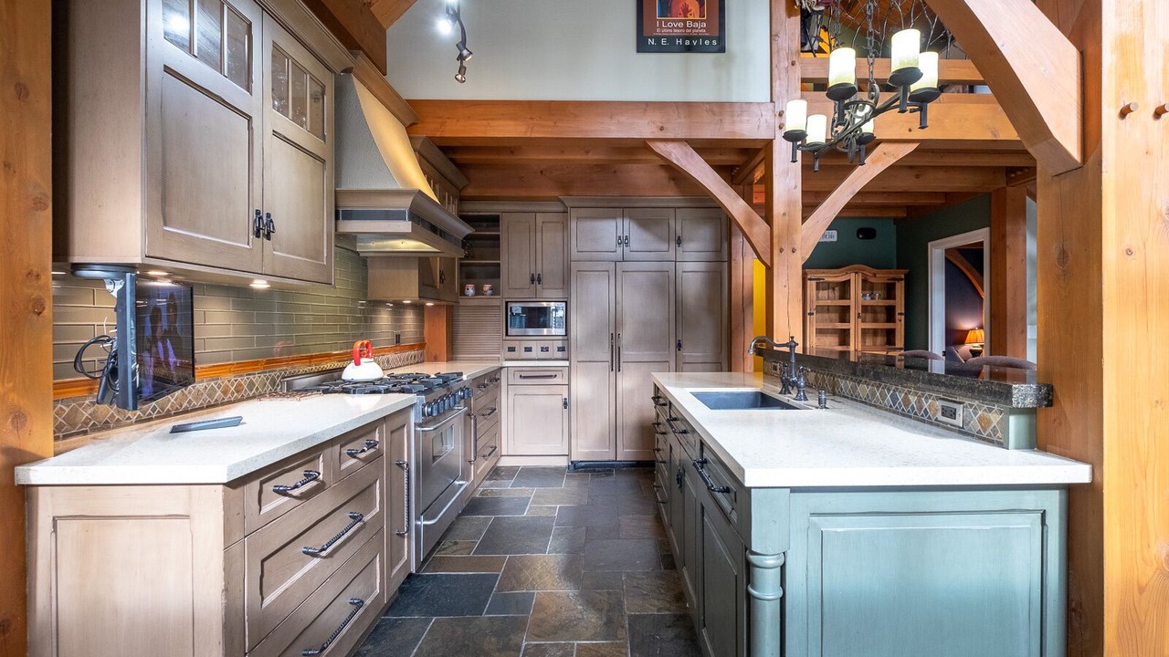 Photo of Kitchen in Cultus Lake