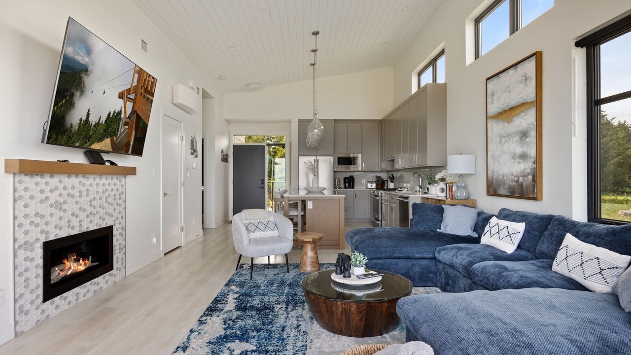 Photo of Livingroom in Black Creek