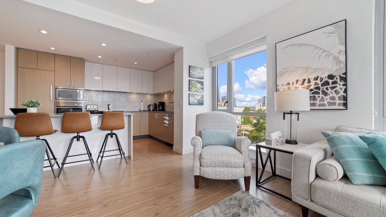 Photo of Livingroom in Downtown Victoria