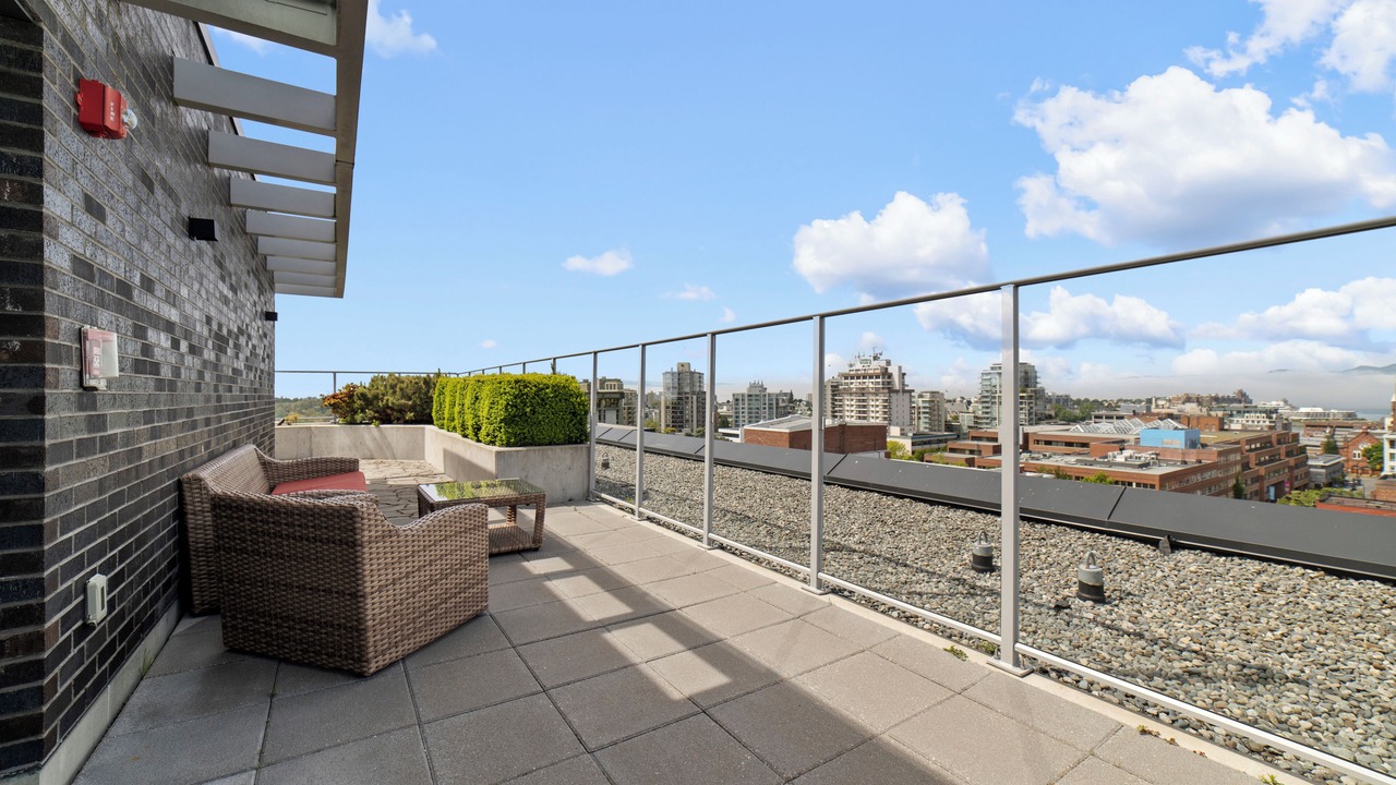 Photo of Patio Balcony in Downtown Victoria