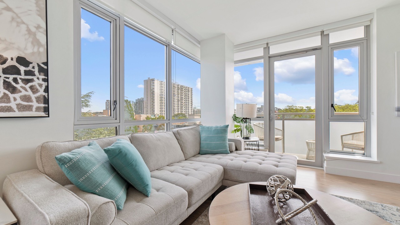 Photo of Livingroom in Downtown Victoria