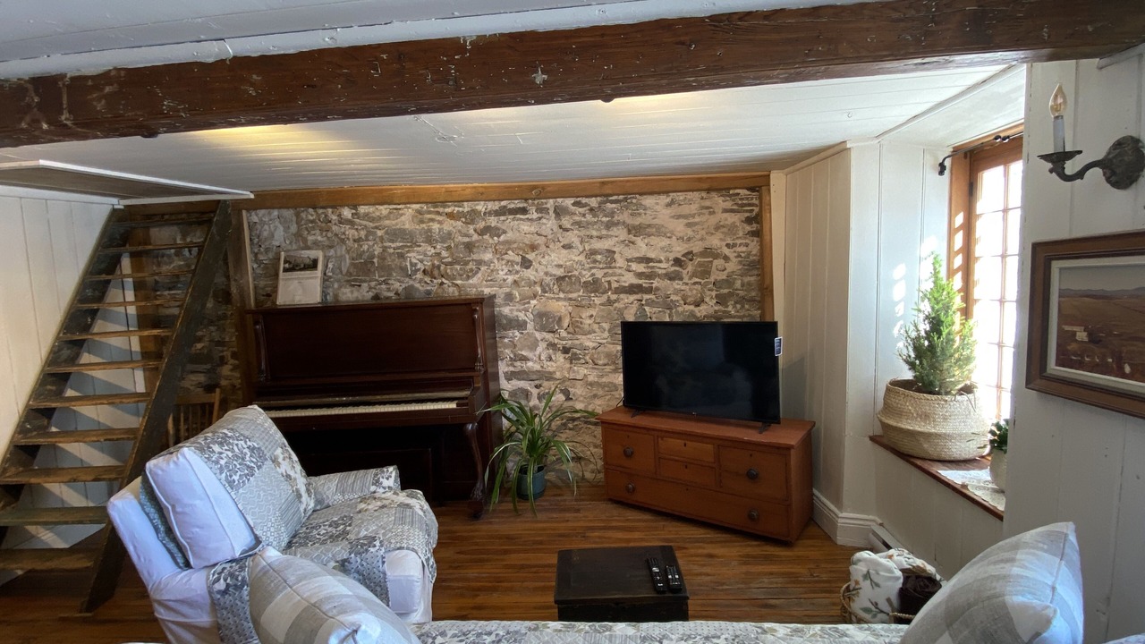 Photo of Livingroom in Saint-Jean-de-l'lle-d'Orleans
