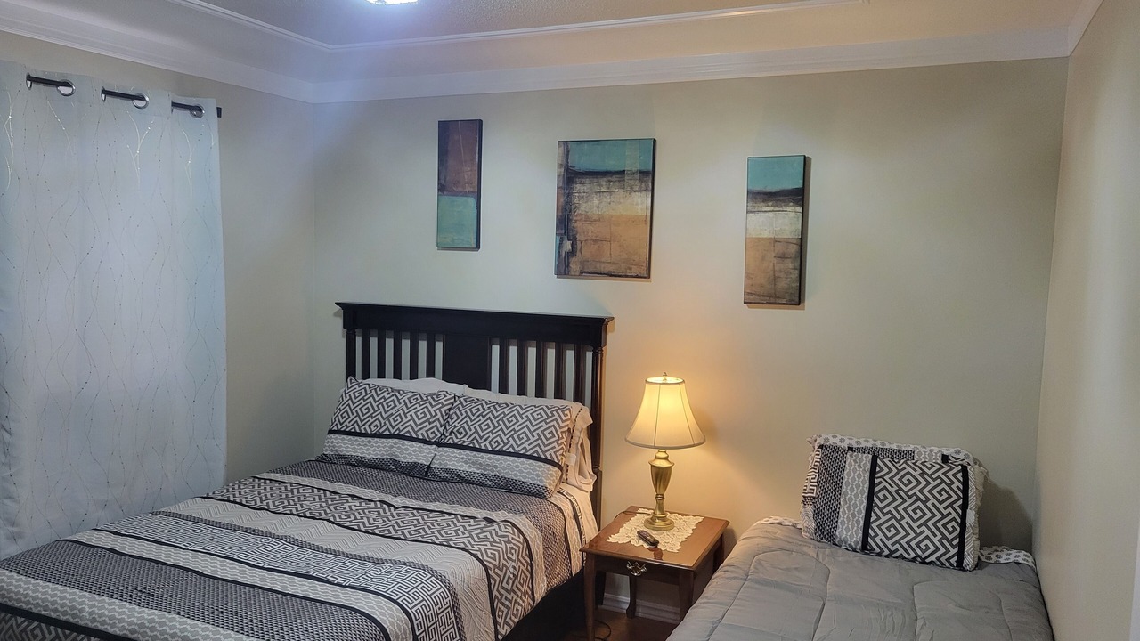 Photo of Bedroom in Ottawa Division