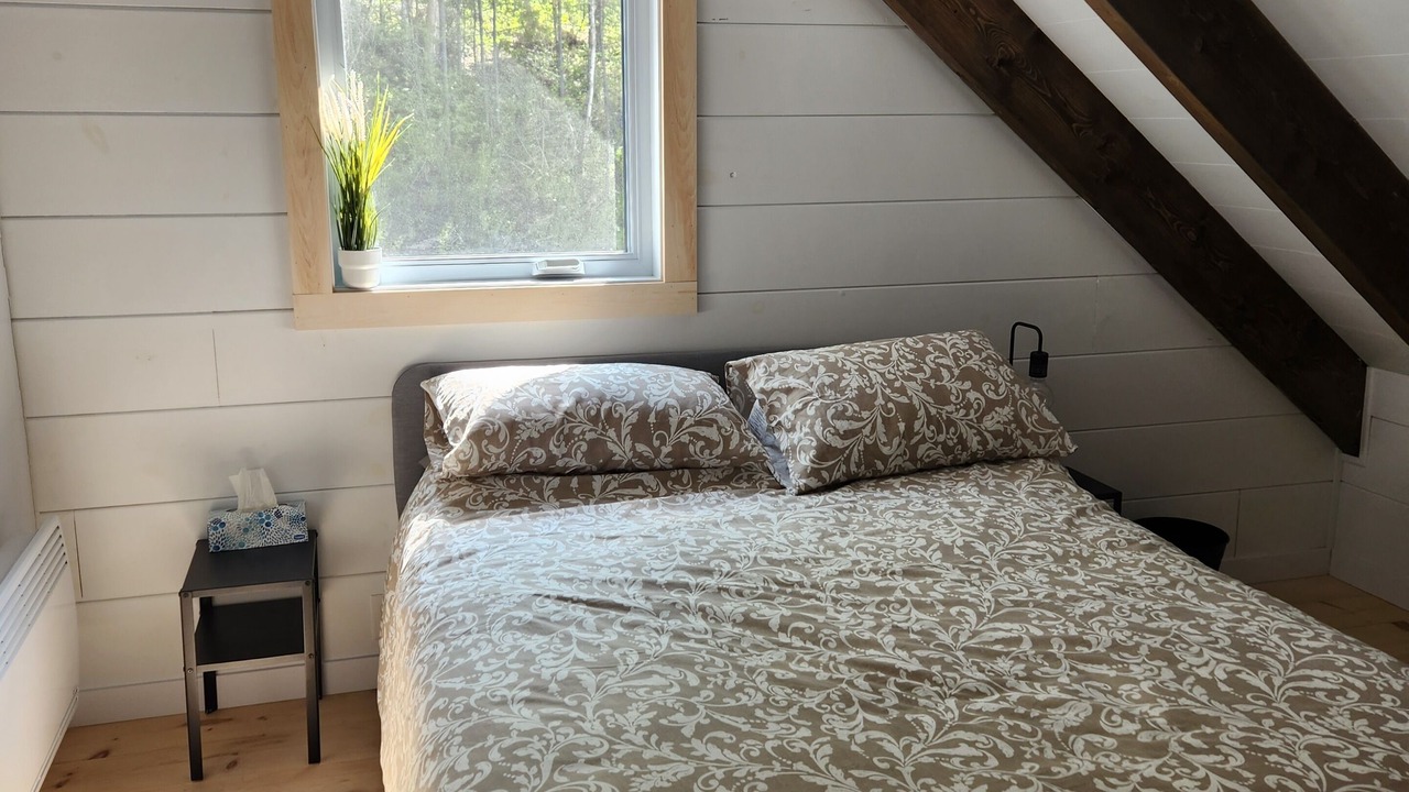 Photo of Bedroom in Alma