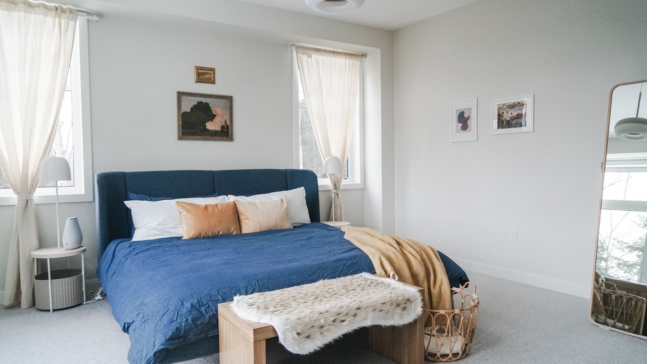 Photo of Bedroom in Lake of Bays