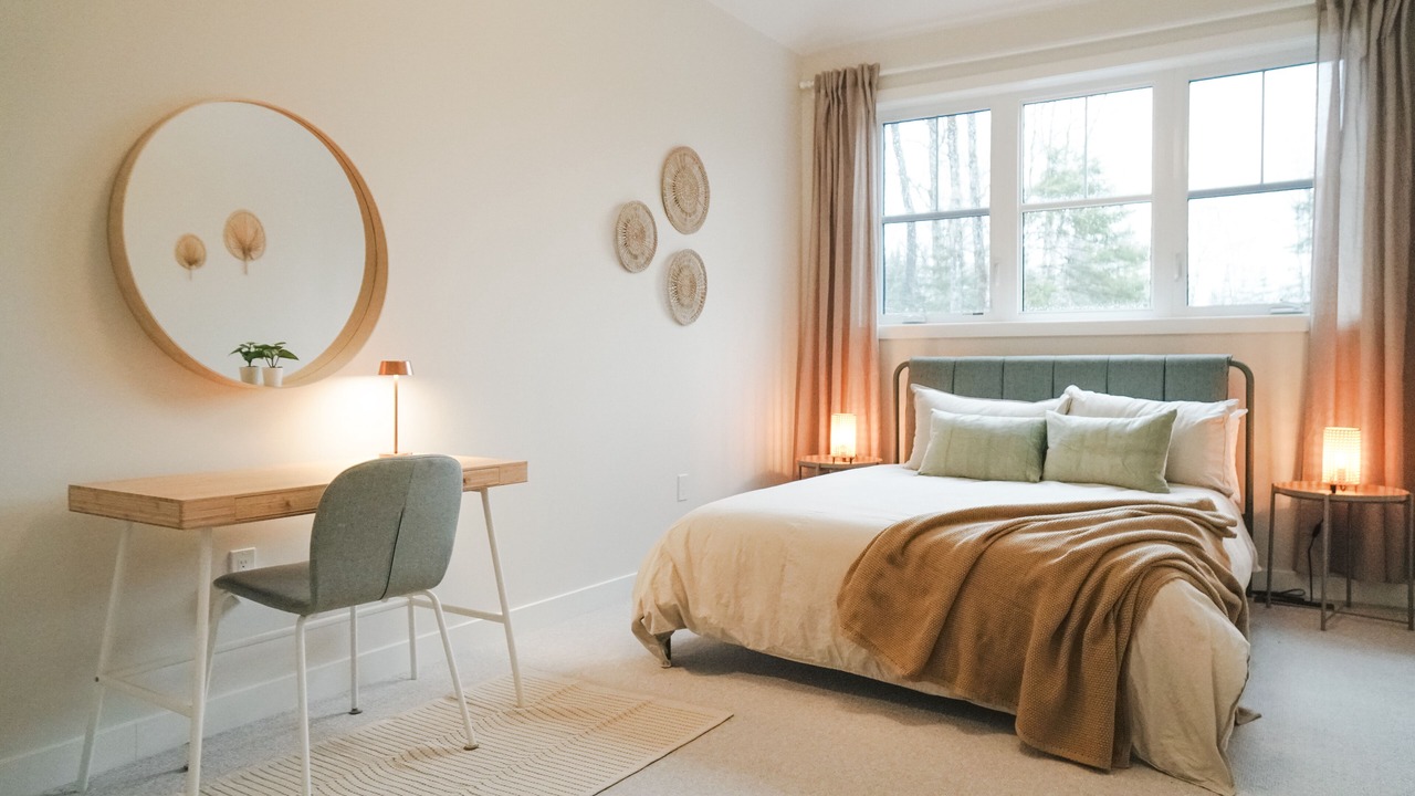 Photo of Bedroom in Lake of Bays