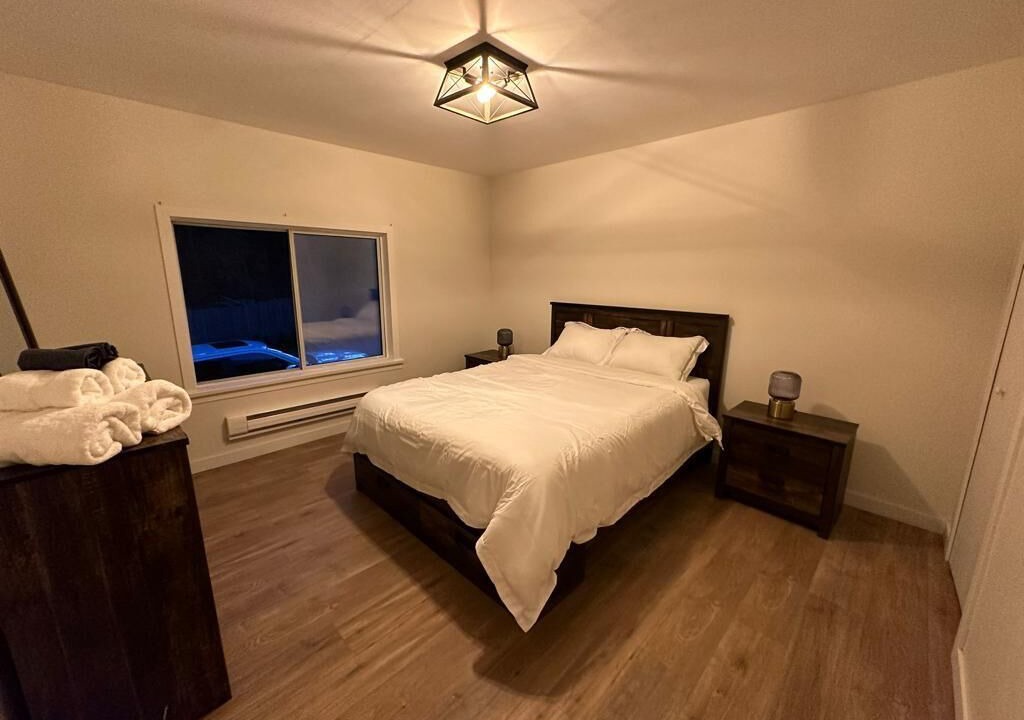 Photo of Bedroom in Roberts Creek
