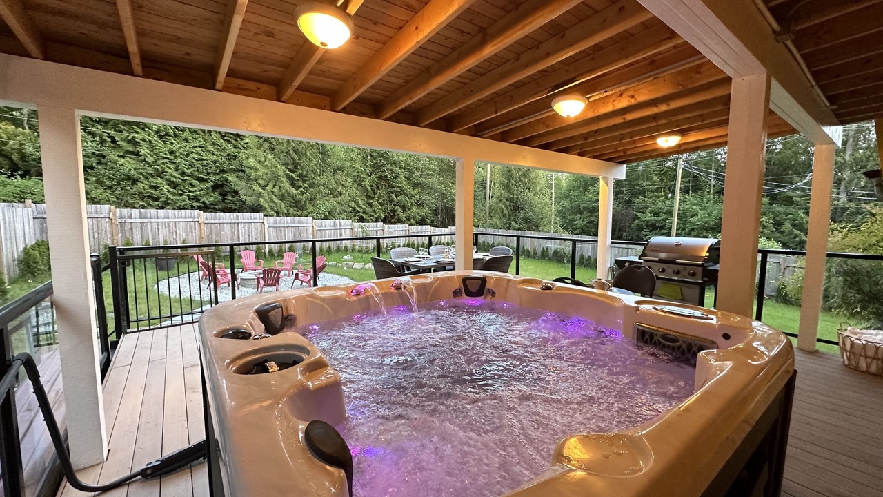 Photo of Patio Balcony in Roberts Creek