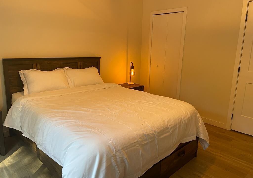 Photo of Bedroom in Roberts Creek