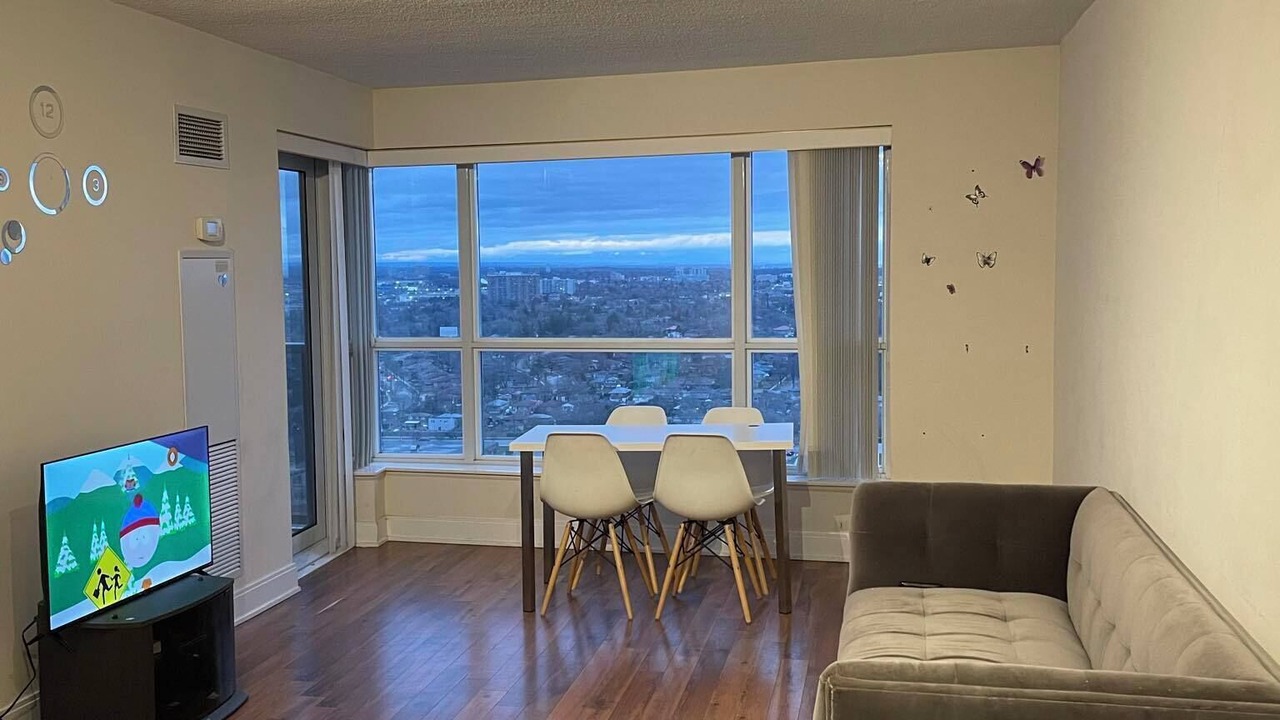 Photo of Livingroom in Agincourt