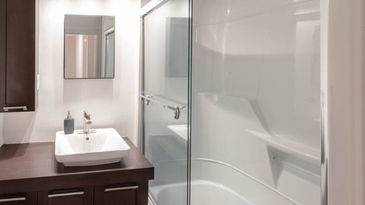 Photo of Bathroom in La Cite-Limoilou