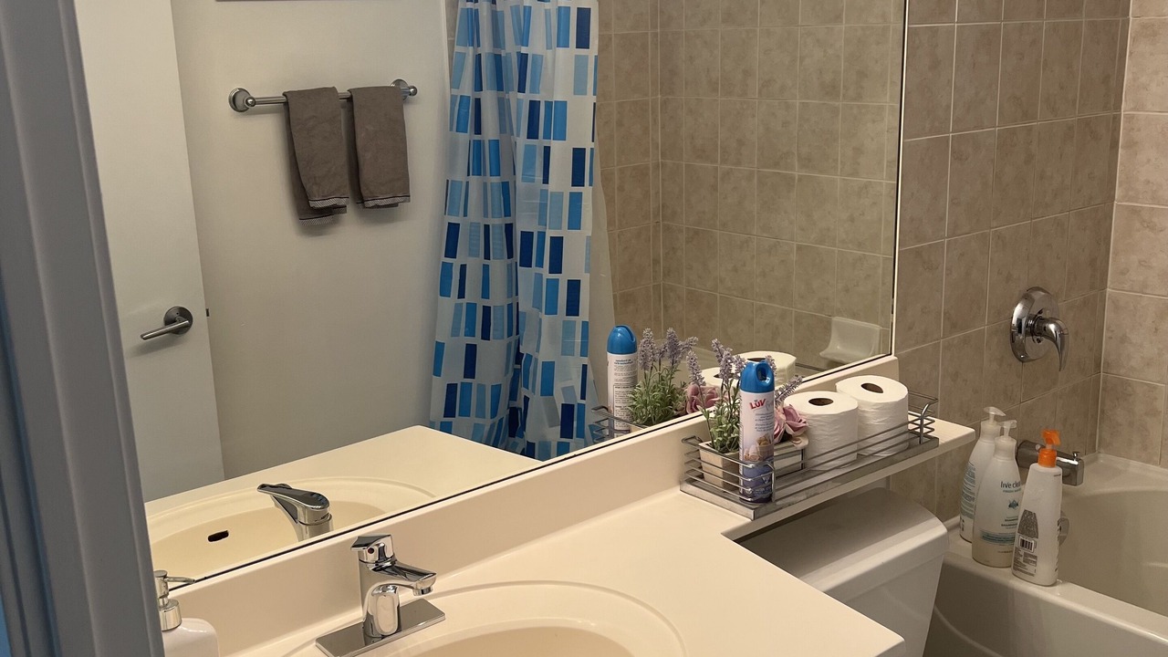 Photo of Bathroom in Fort York
