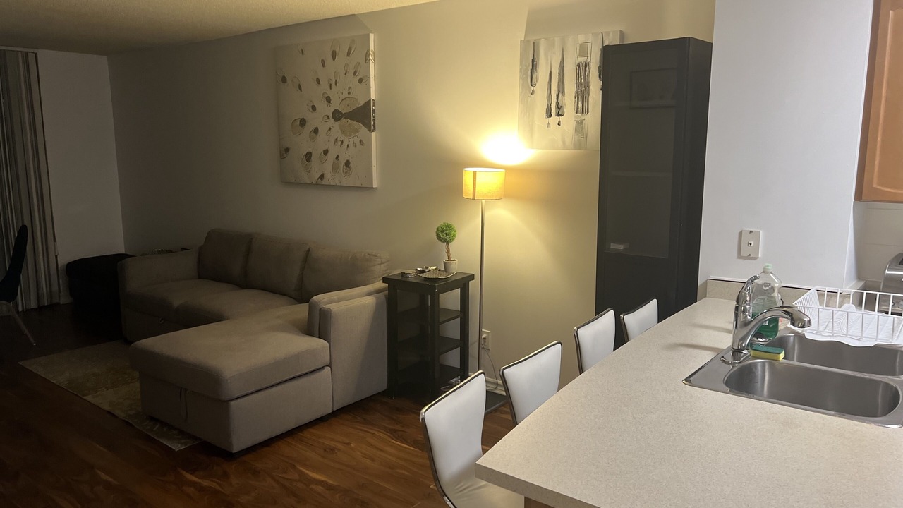 Photo of Livingroom in Fort York