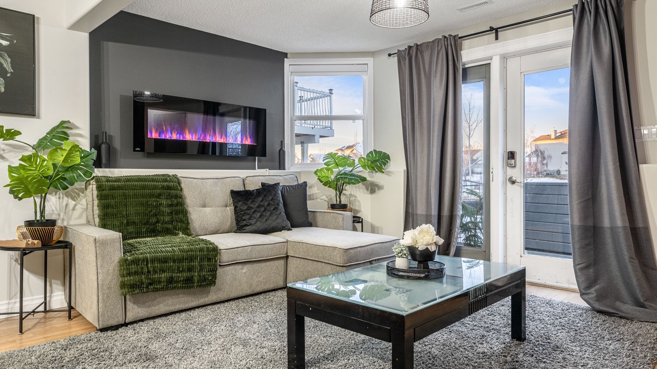 Photo of Livingroom in Chestermere