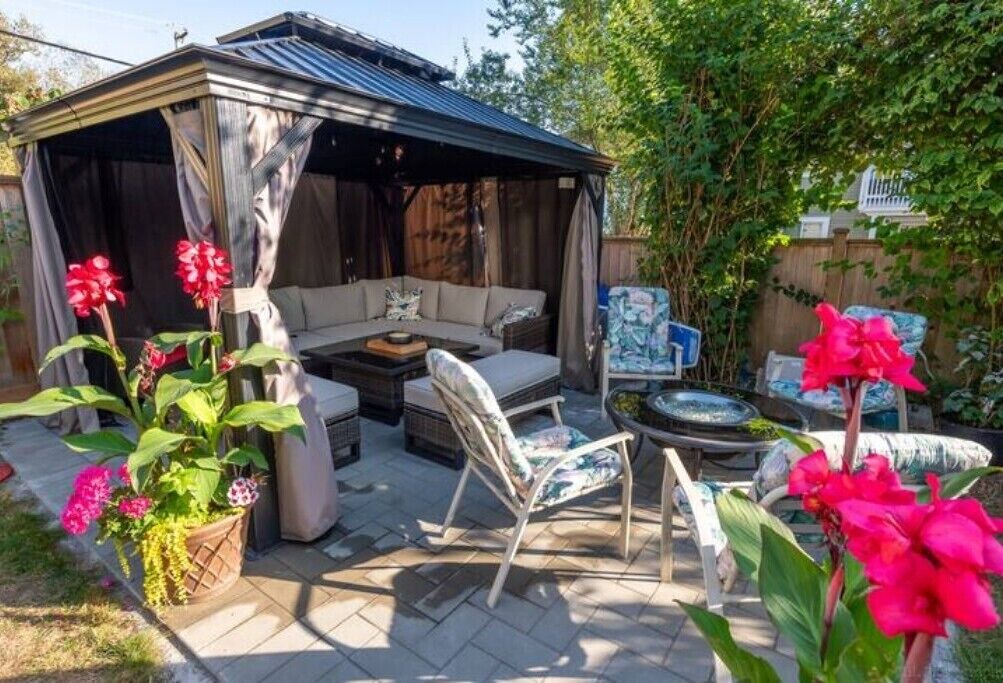 Photo of Patio Balcony in White Rock