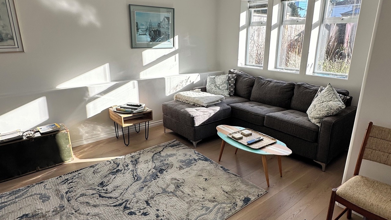 Photo of Livingroom in White Rock