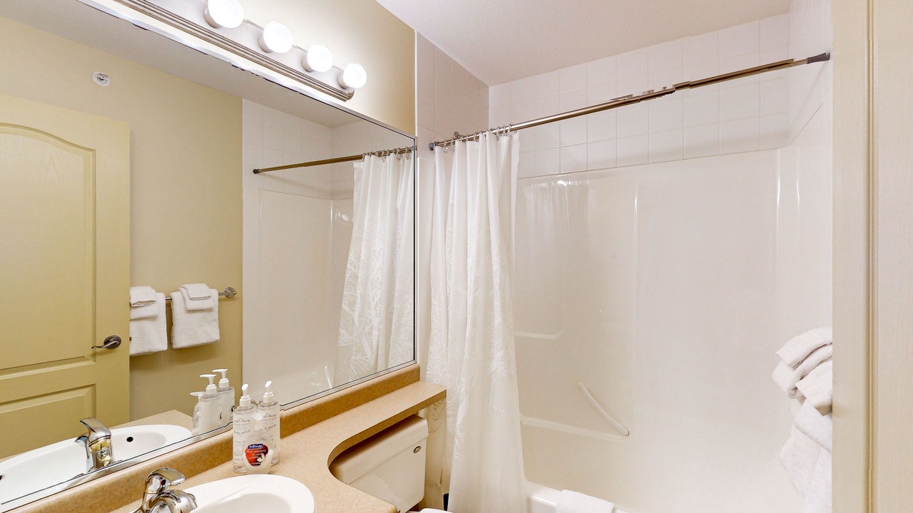 Photo of Bathroom in Big White Ski Resort