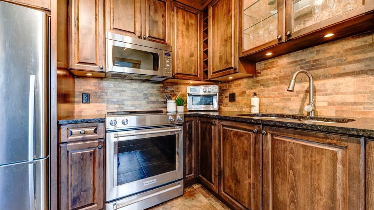 Photo of Kitchen in Whistler Cay Heights