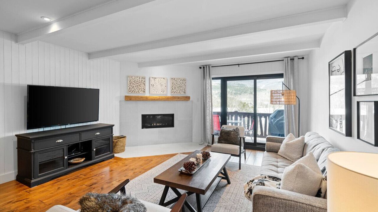 Photo of Livingroom in Mont-Tremblant
