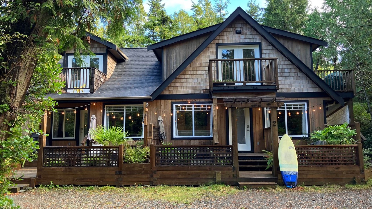 Photo of Others in Tofino