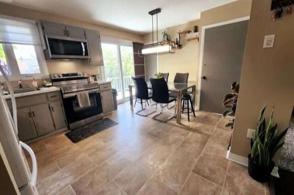 Photo of Kitchen in Longueuil