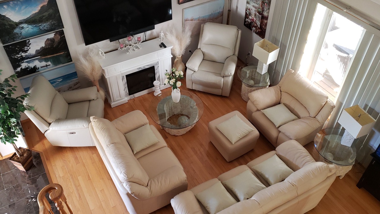 Photo of Livingroom in Thunder Bay