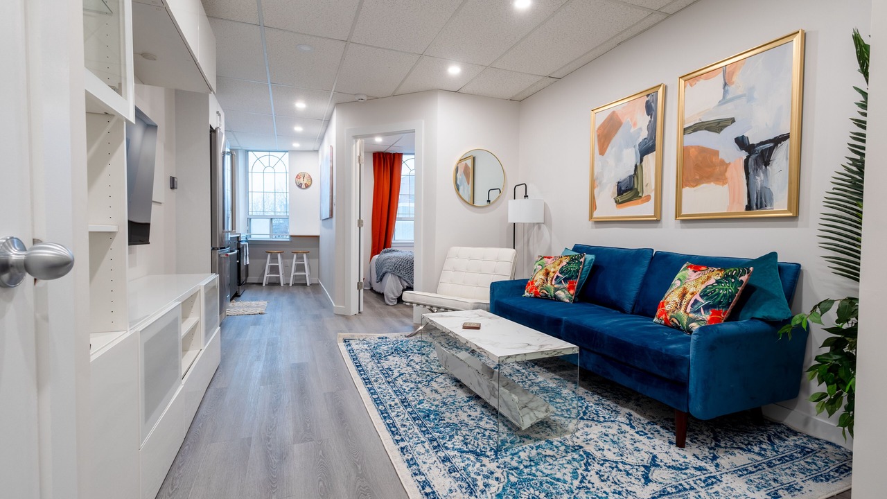 Photo of Livingroom in Downtown London