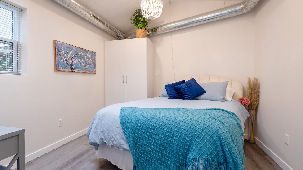 Photo of Bedroom in Downtown London