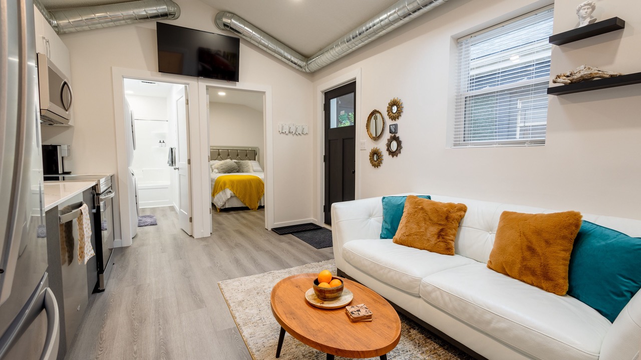 Photo of Livingroom in Downtown London
