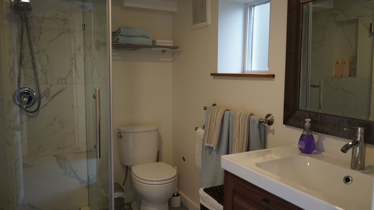 Photo of Bathroom in Riley Park