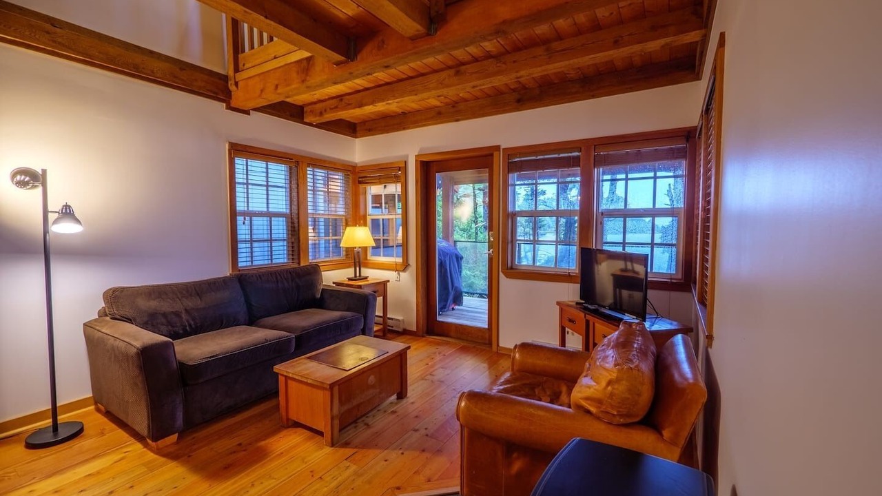 Photo of Livingroom in Ucluelet