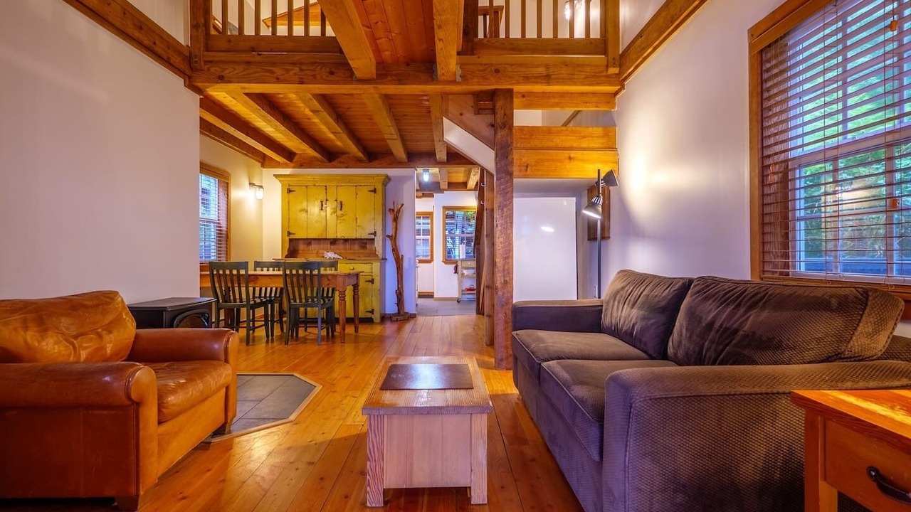 Photo of Livingroom in Ucluelet