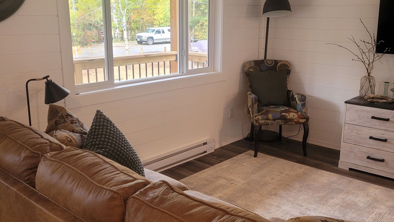 Photo of Livingroom in Okanagan-Similkameen