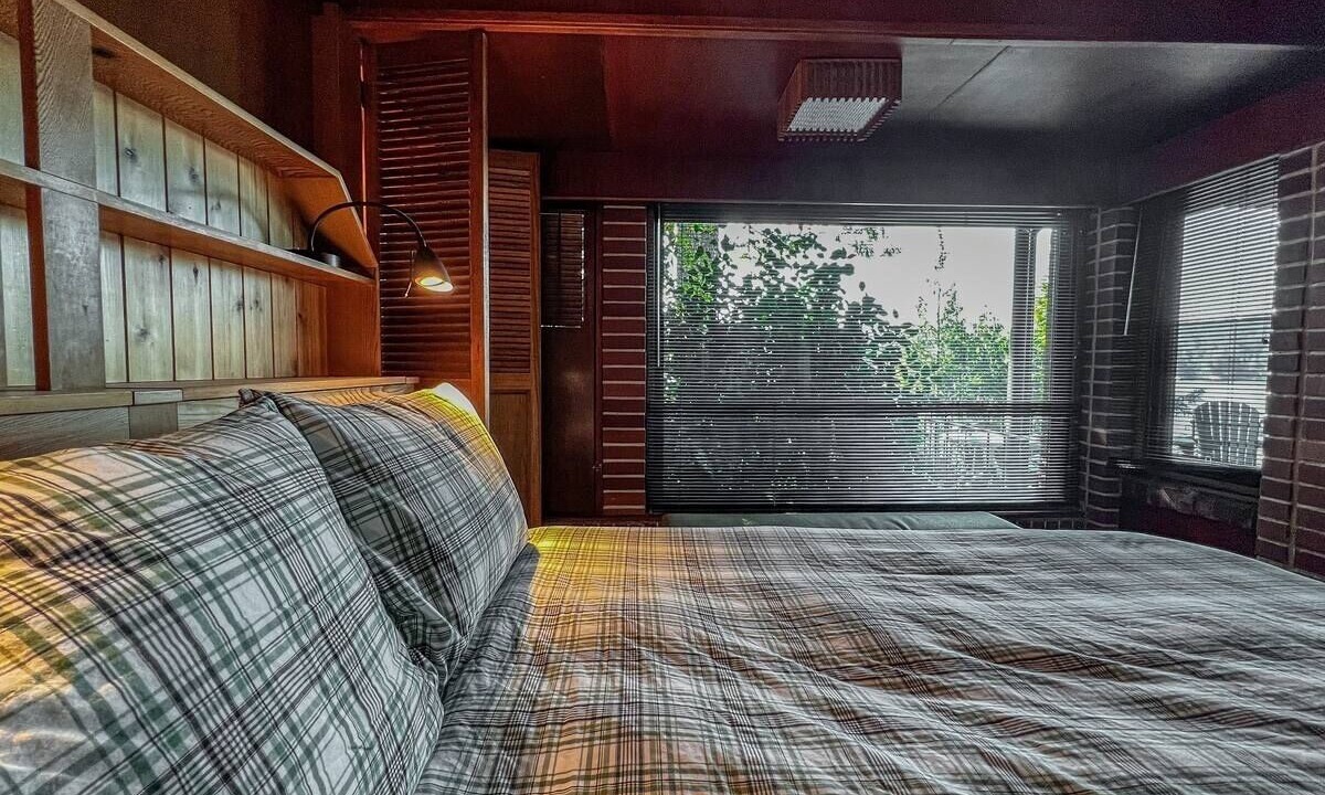 Photo of Bedroom in Shawnigan Lake