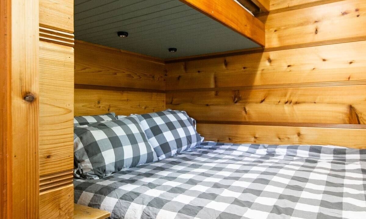 Photo of Bedroom in Shawnigan Lake