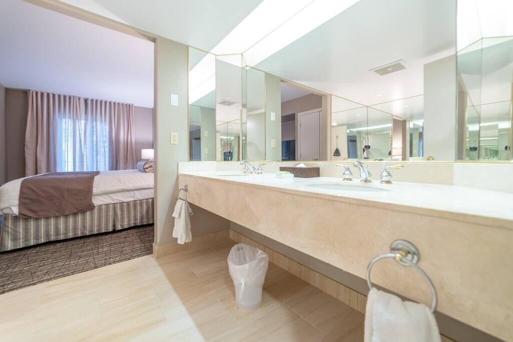 Photo of Bathroom in Oro-Medonte