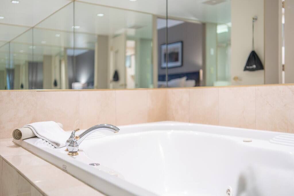 Photo of Bathroom in Oro-Medonte