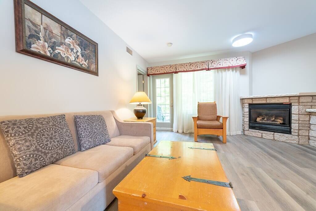 Photo of Livingroom in Oro-Medonte