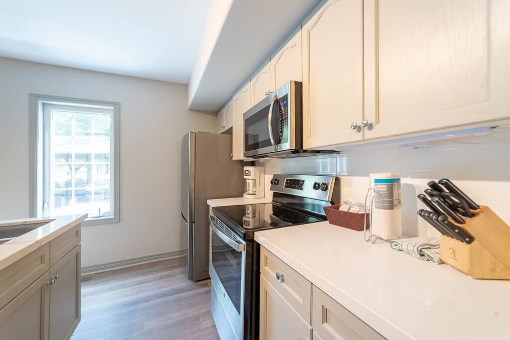 Photo of Kitchen in Oro-Medonte