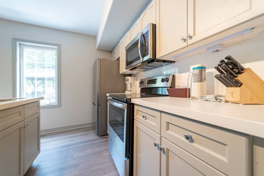Photo of Kitchen in Oro-Medonte