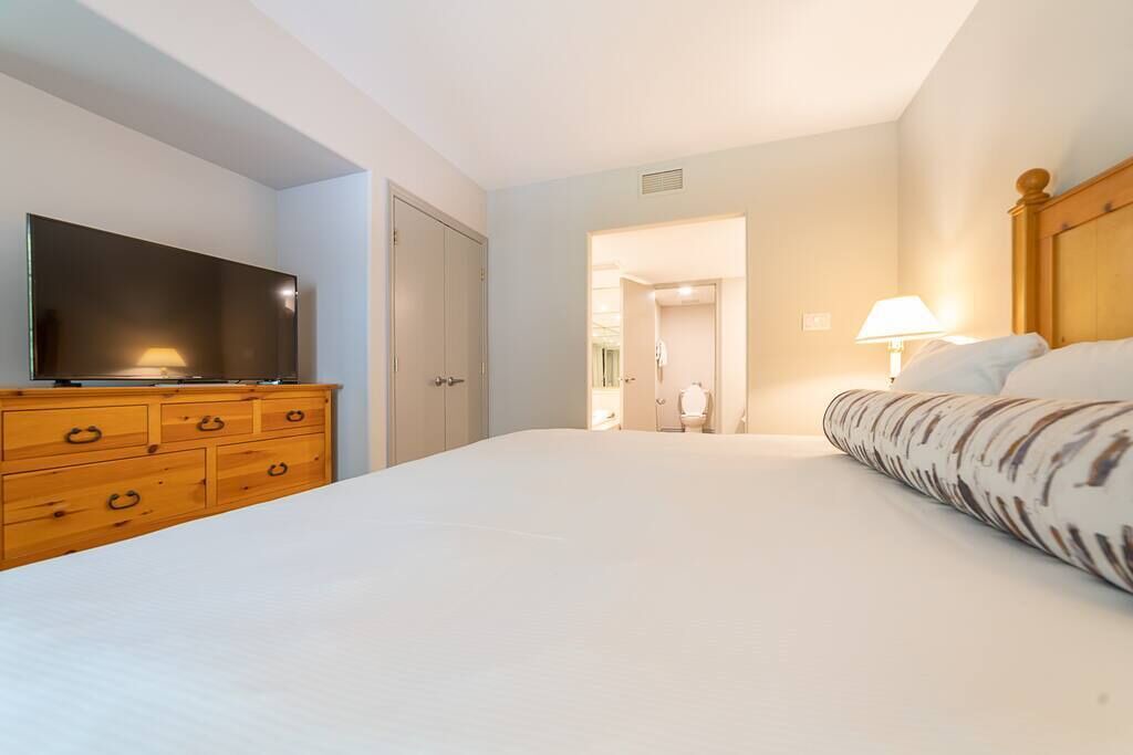 Photo of Bedroom in Oro-Medonte