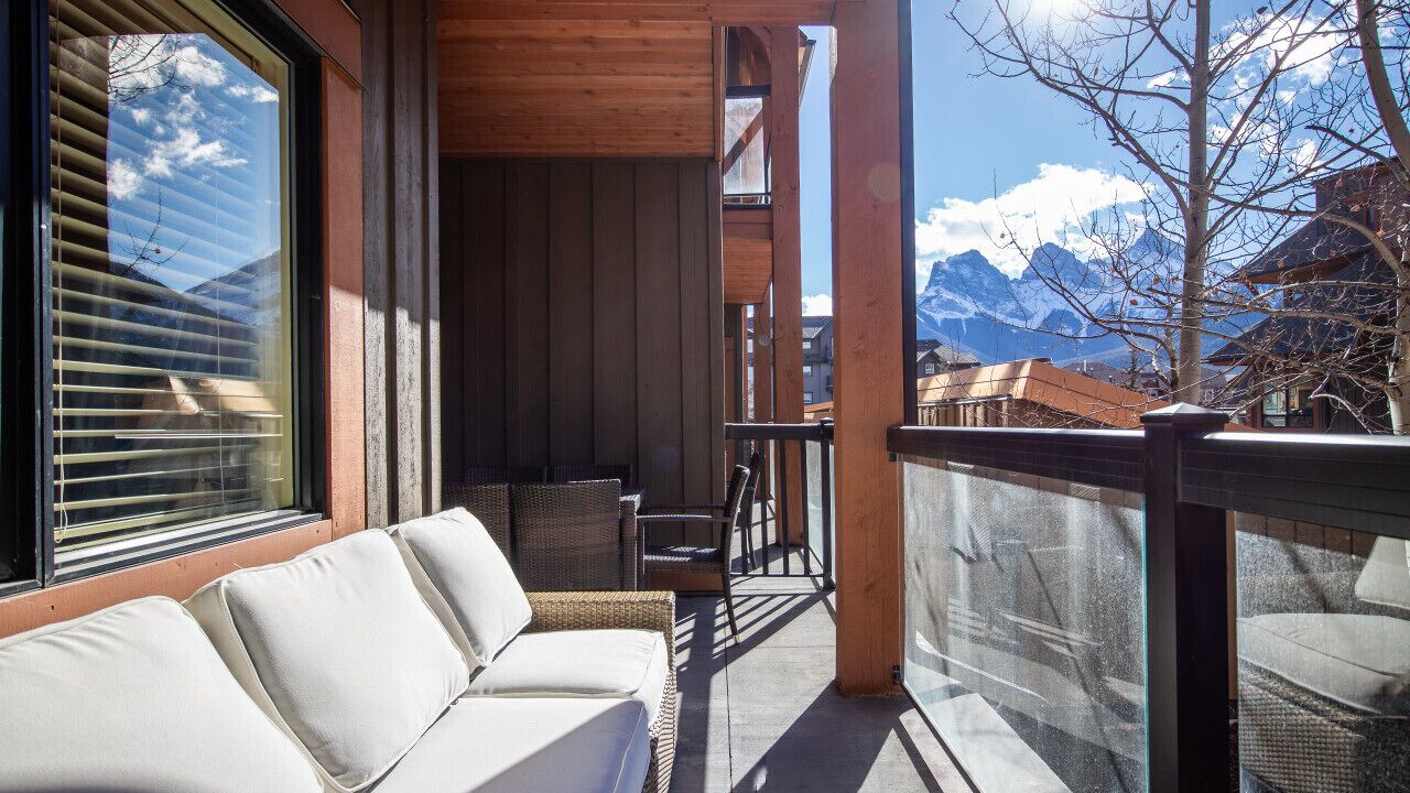 Photo of Patio Balcony in Canmore
