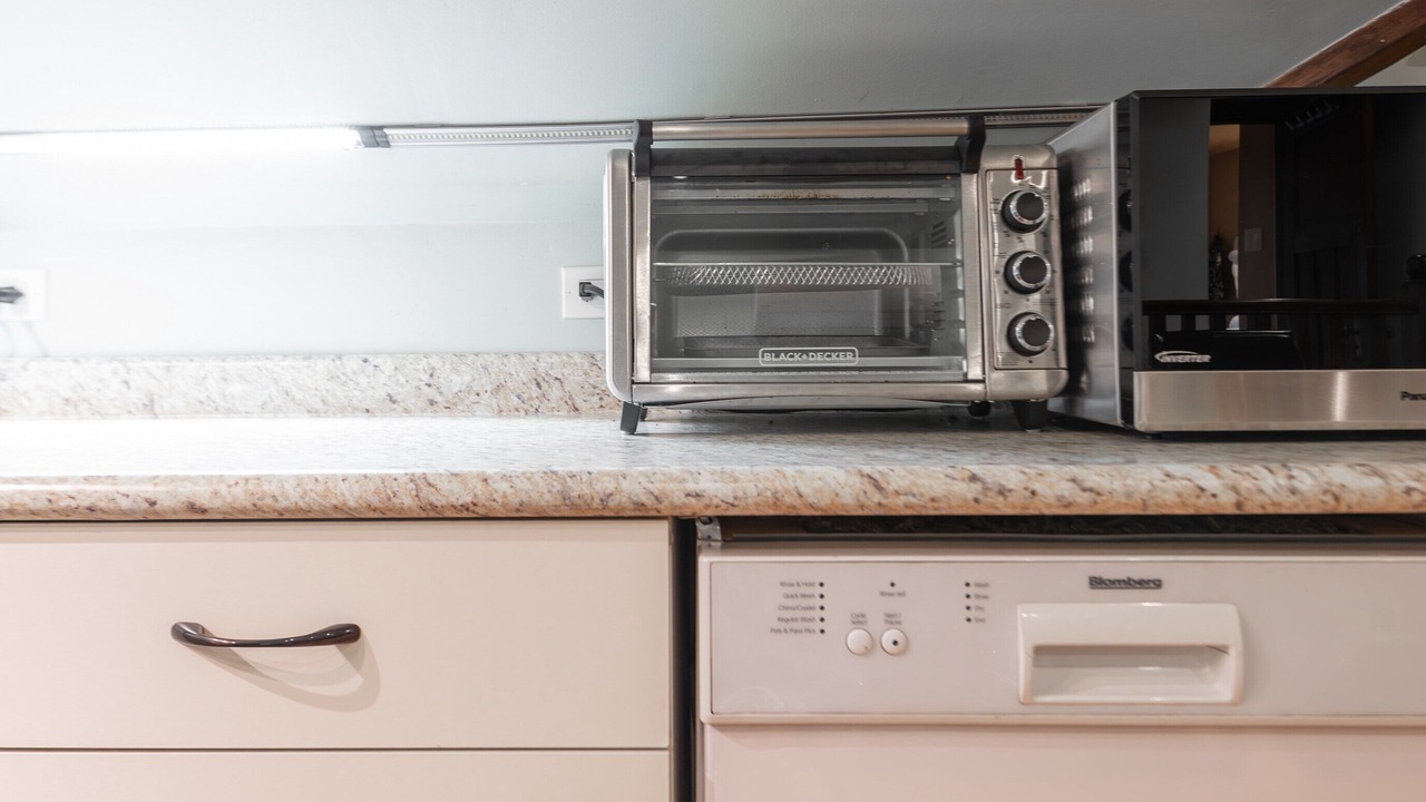 Photo of Kitchen in Shawnigan Lake