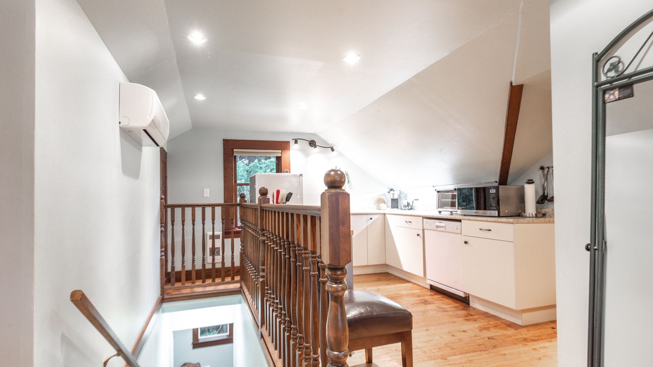 Photo of Kitchen in Shawnigan Lake