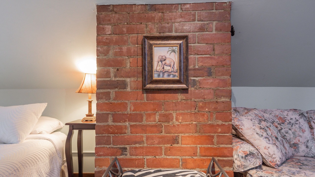 Photo of Bedroom in Shawnigan Lake